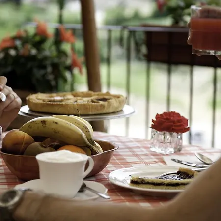 Thalassa E Bed & Breakfast 3*