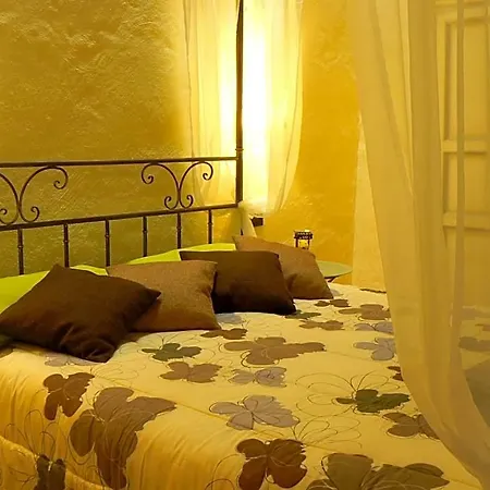 Thalassa E Bed & Breakfast 3*